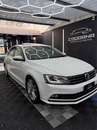 VOLKSWAGEN JETTA 2.0 TSI HIGHLINE 211CV GASOLINA 4P TIPTRONIC